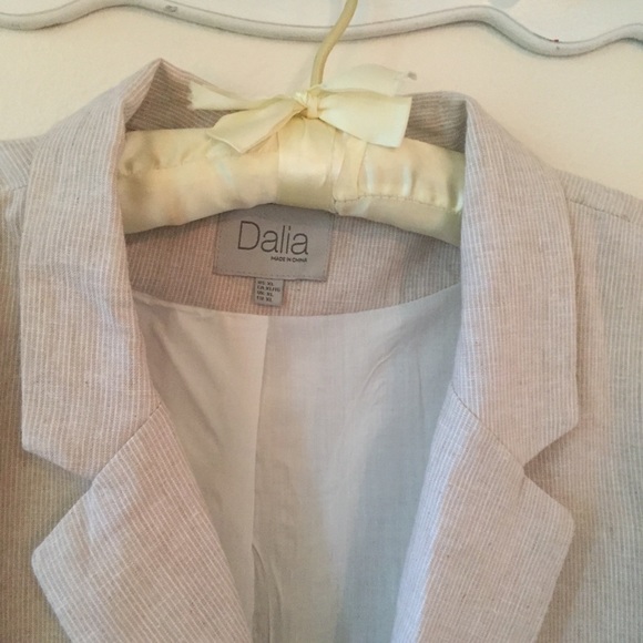 Dalia Cream Striped Blazer - Picture 5 of 8